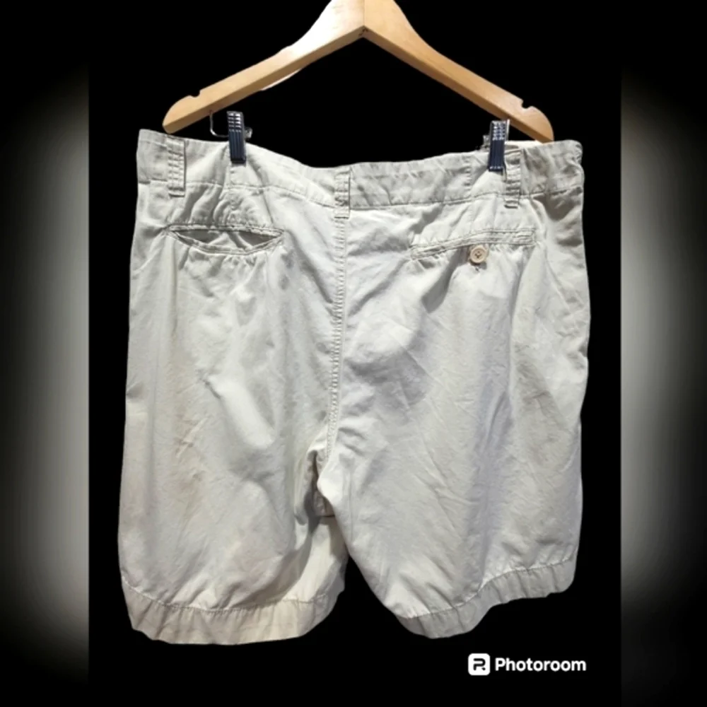 Chino's Size 38 100% Cotton Beige Tan Front and Back Pockets Golf Shirts